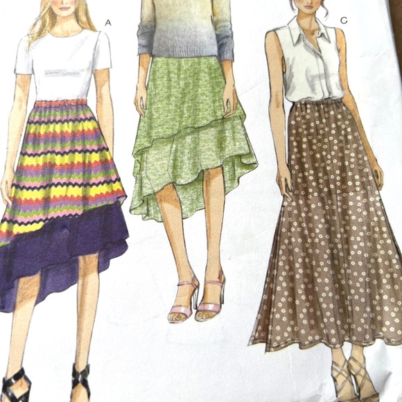 VOGUE Pattern 8981 Skirts Pull On Shaped Hemline Layered 3 Length Sizes XS S M - Picture 1 of 4